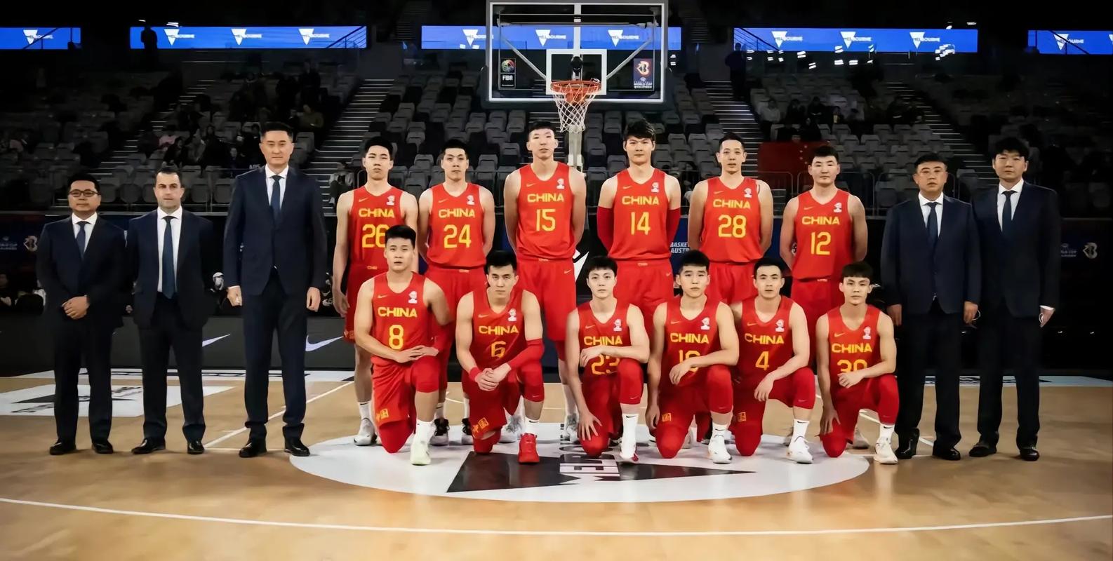 中国男篮vs中国台北小黑