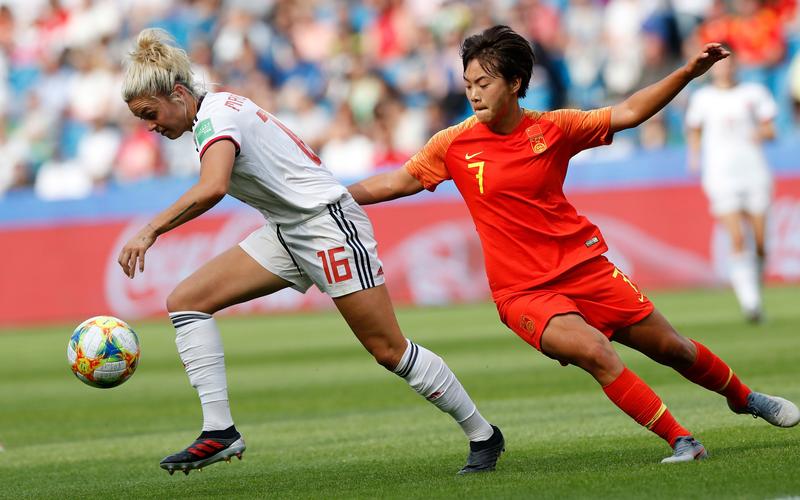 中国女足搞笑视频vs丹麦女足的相关图片