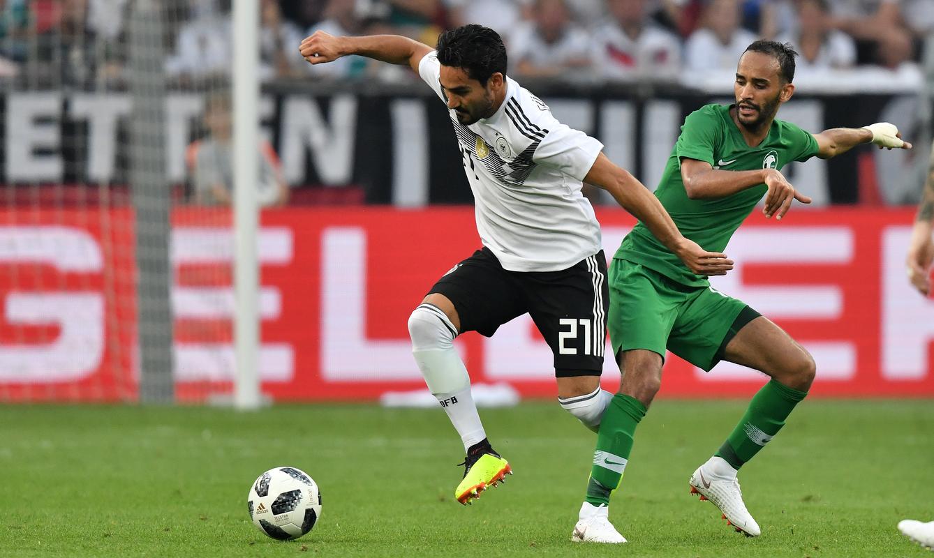 德国vs沙特足球的相关图片