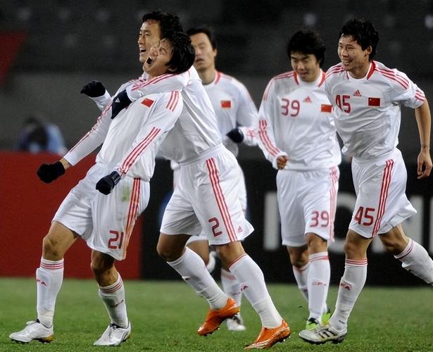 日本男足vs韩国几点开始的相关图片